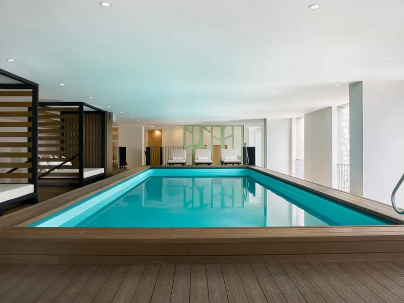 Piscina interior — Residence Inn by Marriott Guadalajara Country Club