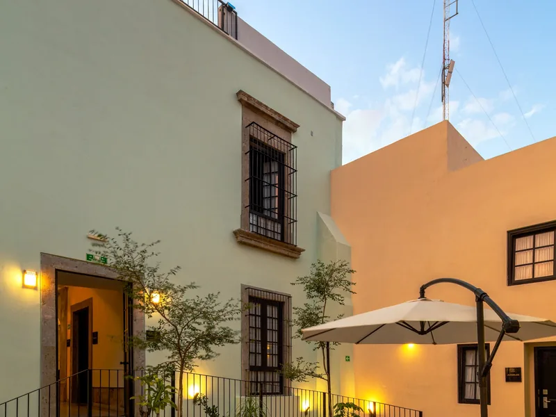 Entrada del hotel — Palpatio