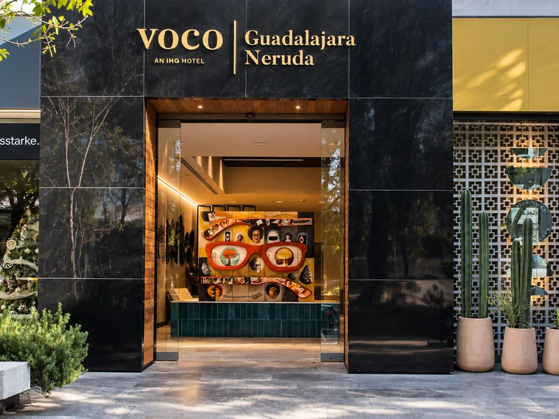 Entrada del hotel — Voco